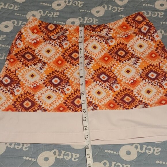 Oxford Golf Orange, Plum, and White Floral Golf Skort Size Medium - Picture 6 of 6
